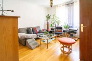 Historisches Mehrfamilienhaus mit Charme – Perfekt für Investoren – Die vollständige Adresse der Immobilie erhältst du vom Anbieter., 70199 Heslach, Stuttgart – Vorschaubild 3