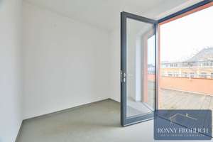 echtes Penthouse in Chemnitz, Aufzug, Dachterrasse, Stellplatz, Luxusausstattung neben dem Theater – Die vollständige Adresse der Immobilie erhältst du vom Anbieter., 9111 Zentrum, Chemnitz – Vorschaubild 26