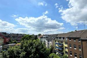 Helles Wohnerlebnis auf zwei Ebenen: Exklusive 90 m² Maisonette mit Balkon – Gutenbergstr. 68, 45146 Südviertel, Essen – Vorschaubild 16