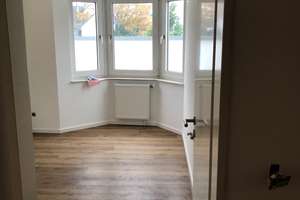 von privat - Modernisierte 3-Zimmer-Wohnung in Leverkusen-Schlebusch – Reuterstraße 9, 51375 Schlebusch, Leverkusen – Vorschaubild 4