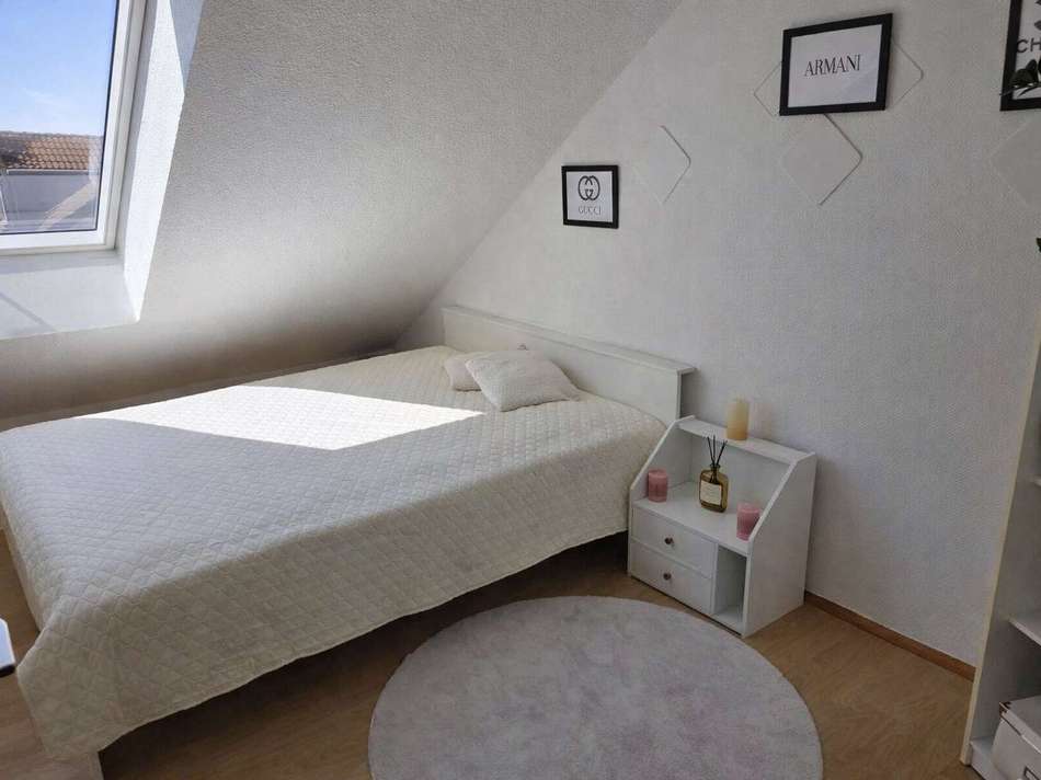 Schlafzimmer 1