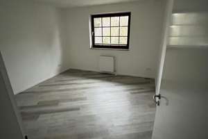 Schöne 4 Zimmerwohnung mit Balkon und Tiefgarage  – Schönsberg 1a, 22395 Sasel, Hamburg – Vorschaubild 23