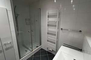 Moderne 2,5-Zimmer-Wohnung | EBK | Balkon | HWR | Zentrale Lage – Adelheidstraße 66, 65185 Mitte, Wiesbaden – Vorschaubild 10
