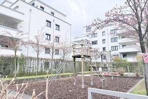 Exklusive Penthouse-Wohnung mit zwei großzügigen Dachterrassen und moderner Ausstattung – 60435 Nordend-West, Frankfurt am Main – Vorschaubild 3
