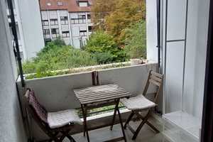 Teilmöbelierte 1-Zimmer-Wohnung mit Balkon und Einbauküche in Würzburg – Würzburg – Vorschaubild 7