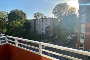 * ab 01.10. * 2 Zimmer bereits komplett saniert, Balkon – 47053 Hochfeld, Duisburg – Vorschaubild 6