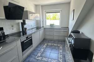 Wohnen mit Charakter: Helle 3–Zimmer Wohnung mit Balkon und EBK, Klima, Stellplatz – Sportplatzstraße 56, 51147 Wahnheide, Köln – Vorschaubild 5