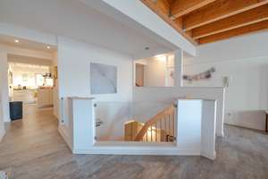 Großzügiges Loft-Haus mit Industriekultur