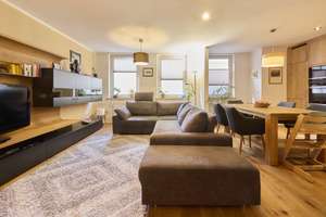 ***Dachterrasse, Garage und besondere Aufteilung: Wohnung im Thelottviertel mit Hausflair!*** – Die vollständige Adresse der Immobilie erhältst du vom Anbieter., 86150 Rosenau- und Thelottviertel, Augsburg – Vorschaubild 5