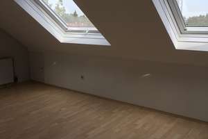 Schöner Wohnen in Zabo ! Großzügige DG-Wohnung mit perfekter Einbauküche und schickem Bad – Zerzabelshofer Hauptstraße 10, 90480 Zerzabelshof, Nürnberg – Vorschaubild 8