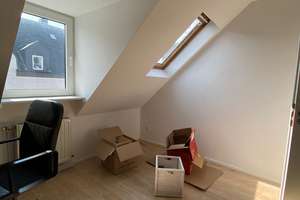 Wunderschöne 3-Zimmerwohnung mit Einbauküche im Dachgeschoss – Münchener Str. 71, 45881 Schalke, Gelsenkirchen – Vorschaubild 7