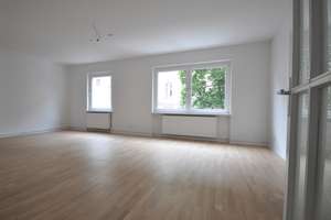 **Erstbezug nach Sanierung** Badewanne, Einbauküche und Laminat – Große Barlinge 1, 30171 Südstadt, Hannover – Vorschaubild 6