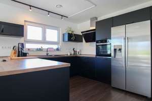Modernes Einfamilienhaus in Weilmünster – Neubau (2020) mit Garten, Smart Home & Top-Ausstattung – Die vollständige Adresse der Immobilie erhältst du vom Anbieter., 35789 Weilmünster – Vorschaubild 1