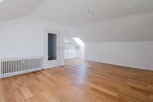 In einer der besten Lagen Solingens: Top-gepflegtes Fünfparteienhaus in Höhscheid / Widdert – Die vollständige Adresse der Immobilie erhältst du vom Anbieter., 42657 Burg/Höhscheid, Solingen – Vorschaubild 10