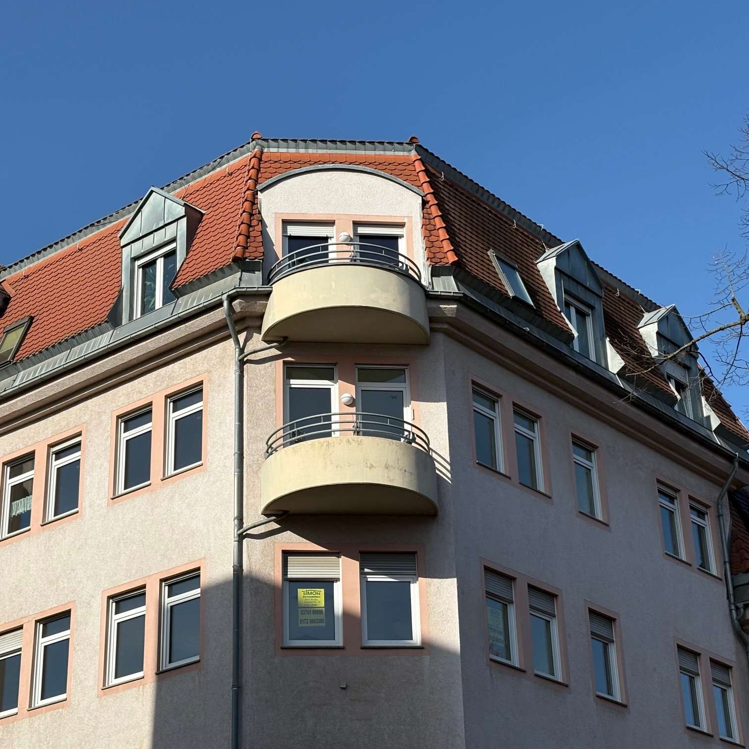 Renovierungsbedürftige, helle 2 Zi-Wohnung mit Balkon, Aufzug und TG-Stellplatz am Römerplatz!, Zwickau – Bild 1