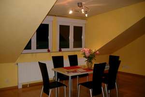 Zuhause mit viel Platz in Mannheim Neckarau – Die vollständige Adresse der Immobilie erhältst du vom Anbieter., 68199 Neckarau, Mannheim – Vorschaubild 2