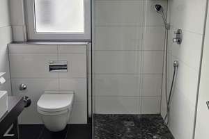Duisburg- Neudorf, in bester Lage 2 Zimmer Wohnung mit Einbauküche – 47057 Neudorf-Süd, Duisburg – Vorschaubild 4