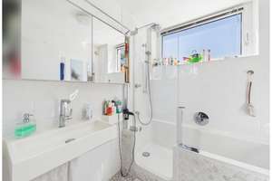Großzügige Maisonette-Wohnung mit viel Licht   im Olympiadorf – Die vollständige Adresse der Immobilie erhältst du vom Anbieter., 80809 Am Riesenfeld, München – Vorschaubild 10