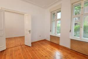 PRAKTISCHES ERDGESCHOSS - SCHÖNE HOLZDIELEN,& STUCK- IM RHEINGAUVIERTEL, NÄHE HEIDELBERGER PLATZ – Johannisberger Str. 1a dd, 14197 Wilmersdorf, Berlin – Vorschaubild 8
