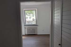 *umfangreich renoviert* *eigener Balkon* *allg. Garten* *Parkplatz mögl.* – Am Zehnthof 38, 45139 Frillendorf, Essen – Vorschaubild 8