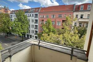 Bezugsfreie Altbauwohnung mit Balkon im Herzen von Tiergarten – Helmholzstrasse 24, 10587 Charlottenburg, Berlin – Vorschaubild 2