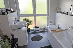Reihenhaus in Widdersdorf – 138 m², neue Einbauküche, Terrasse, Garten, Balkon, Stellplatz  – Unter Linden 83, 50859 Widdersdorf, Köln – Vorschaubild 8