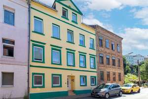 Renditestarkes Reihenmittelhaus mit 3 Wohneinheiten in 07973 Greiz – Die vollständige Adresse der Immobilie erhältst du vom Anbieter., 7973 Greiz – Vorschaubild 1
