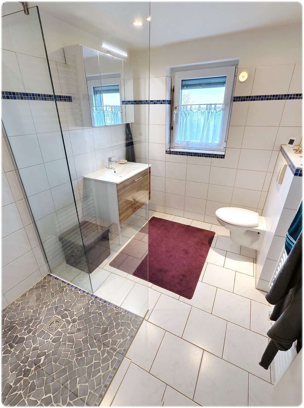 Immobilie in Lehrte - Lehrte-Röddensen: Perfekt für Familien – 2 Wohnungen auf 3 Etagen laden zum gemeinsamen Leben ein! - Bild 17