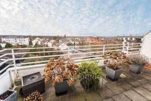 Wohnung mit Westbalkon, Fernsicht und Garage. – Die vollständige Adresse der Immobilie erhältst du vom Anbieter., 53127 Ippendorf, Bonn – Vorschaubild 2