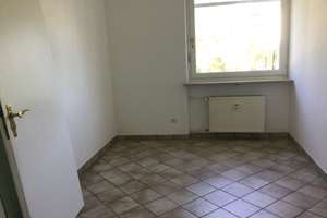 Allach: 3-Zimmer-Wohnung mit Platz zum Wohlfühlen – Heinrich-Buz-Weg 6, 80997 Allach, München – Vorschaubild 2