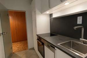 Lichtdurchflutete 1,5-Zimmer-Wohnung mit großem Balkon und neuer Einbauküche in Oberkasse – Oberkasseler Straße 61, 40545 Oberkassel, Düsseldorf – Vorschaubild 10
