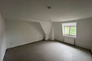 schöne Dachgeschosswohnung im Grünen ! kurzfristig verfügbar ! – Steigerstraße 5, 45891 Erle, Gelsenkirchen – Vorschaubild 8
