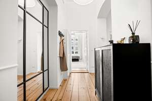 Modernes Stadtleben - 2,5-Zimmer-Wohnung nahe Savignyplatz – Die vollständige Adresse der Immobilie erhältst du vom Anbieter., 10623 Charlottenburg, Berlin – Vorschaubild 4