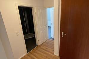 Nordstadt, schöne Neu renovierte und gut aufgeteilte 3-Zimmer-Wohnung, im DG – Salierstraße 34, 75177 Nordstadt, Pforzheim – Vorschaubild 5