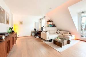 Lichtdurchflutete Dachgeschosswohnung mit Balkon in Stuttgart-Vaihingen – Die vollständige Adresse der Immobilie erhältst du vom Anbieter., 70563 Vaihingen-Mitte, Stuttgart – Vorschaubild 3