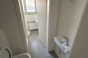 Moderne und voll möblierte 4- Zimmer Wohnung in Erlangen - WG geeignet. – Schwedlerstraße 39, 91058 Bierlach, Erlangen – Vorschaubild 4