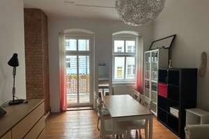 Charmante und helle 1-Zimmerwohnung in Prenzlauerberg! 3,57 % Provision auf den Kaufpreis – Kanzowstr 4a, 10439 Prenzlauer Berg, Berlin – Vorschaubild 1