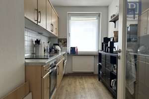 Moderne Zweizimmerwohnung mit Balkon und Blick auf die Steinburg – Scanzonistraße 8, 97080 Altstadt, Würzburg – Vorschaubild 4