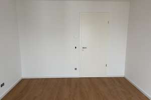 4-Zimmer-Wohnung mit TG-Stellplatz, gehobener Innenausstattung, Balkon und Einbauküche in Rostock – Kleiner Warnowdamm 1d, 18109 Groß Klein, Rostock – Vorschaubild 13