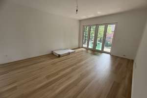 Urban und doch zentral:
Gut aufgeteilte 2 Zimmer mit Balkon in beliebter Lage von Krefeld Uerdingen – Die vollständige Adresse der Immobilie erhältst du vom Anbieter., 47829 Uerdingen, Krefeld – Vorschaubild 2