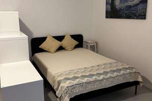 Suche Nachmieter für eine unbefristete 1-Zimmer Wohnung in Berlin Charlottenburg vollmöbliert