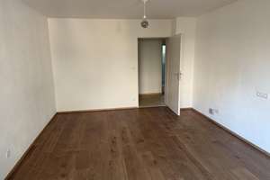 Eigener 314 m² Garten: Renovierte 4-Zimmer-Eigentumswohnung mit 2 Balkonen, provisionsfrei – 93049 Westenviertel, Regensburg – Vorschaubild 8