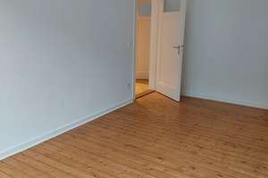 Großzügige 3-Zimmerwohnung mit Balkon und Einbauküche! – Podbielskistraße 172, 30177 List, Hannover – Vorschaubild 4