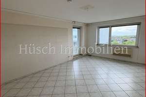 **huesch-immobilien.de**  3-Raum-Wohnung im 11. OG mit traumhaftem Weitblick, Balkon, Aufzug, Garage – 45131 Rüttenscheid, Essen – Vorschaubild 7