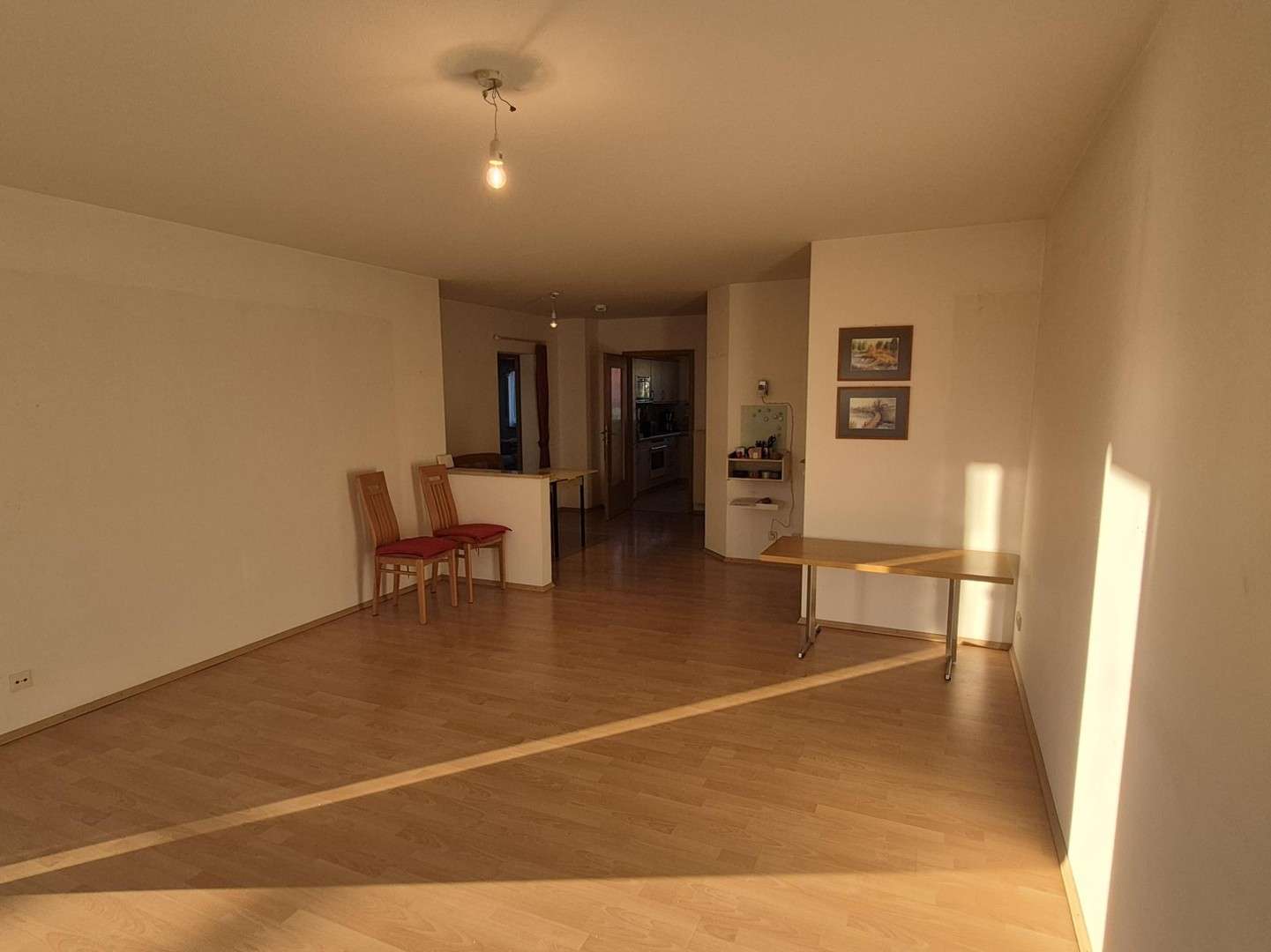 Immobilie in Hildburghausen - Ruhige 3-Raumwohnung in HBN Waldstadt mit großem Balkon und Traumblick - provisionsfrei - Bild 13