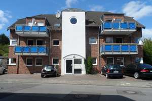 Von privat. Helle, gut geschnittene 3 Zimmer Wohnung in Mönchengladbach, Giesenkirchen-Meerkamp
