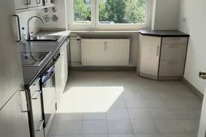Helle 3-Zimmer-Wohnung mit 2 Balkone in München-Moosach – Abbachstraße 28, 80992 Alt-Moosach, München – Vorschaubild 10