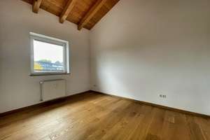 Traumhafte Dachgeschosswohnung mit vielen Highlights! – Die vollständige Adresse der Immobilie erhältst du vom Anbieter., 82362 Weilheim in Oberbayern – Vorschaubild 9