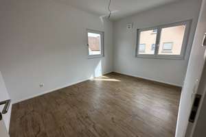Große 3-Zimmer-Maisonette-Wohnung im Niedrigenergiehaus – Johann-Klöhr-Straße 32, 97618 Hohenroth – Vorschaubild 12