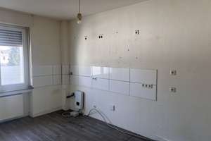 Alltagstaugliche 4-Zimmer-Wohnung in Krefeld – Ostwall 75-77, 47798 Cracau, Krefeld – Vorschaubild 3